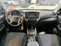 میتسوبیشی L200